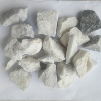 Magnesite ore